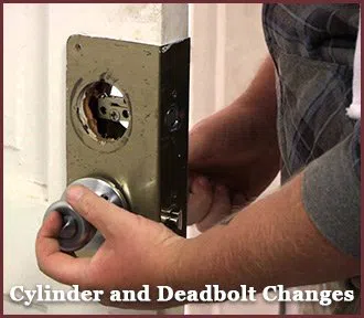 Locksmith Solution Services Chicago, IL 312-288-7668 Locksmith Solution Services Chicago, IL 312-288-7668 - deadbolt-changes
