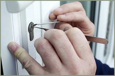Locksmith Solution Services Chicago, IL 312-288-7668 - 68-44-15