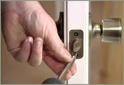 Locksmith Solution Services Chicago, IL 312-288-7668 - 68-44-18