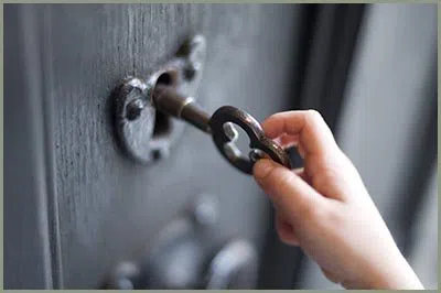 Locksmith Solution Services Chicago, IL 312-288-7668 - 68-44-7