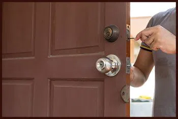Locksmith Solution Services Chicago, IL 312-288-7668